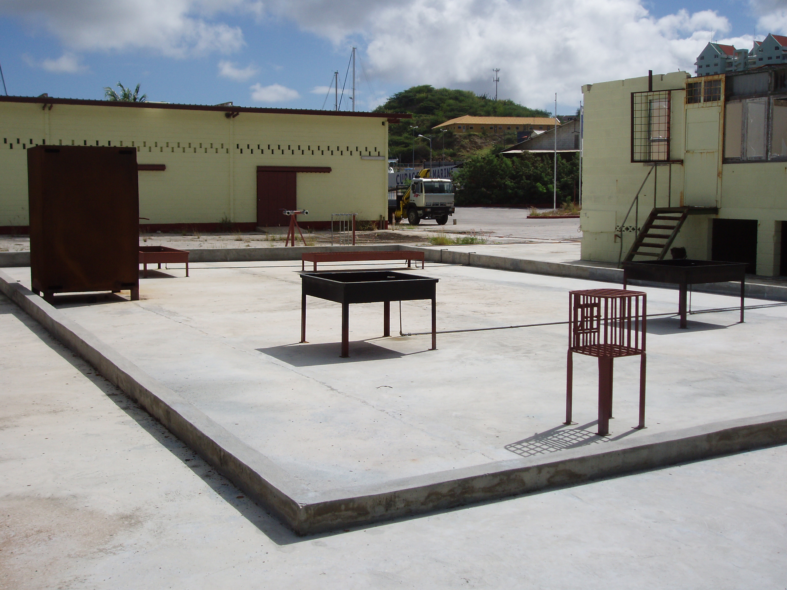 Portable fire extinguisher training area